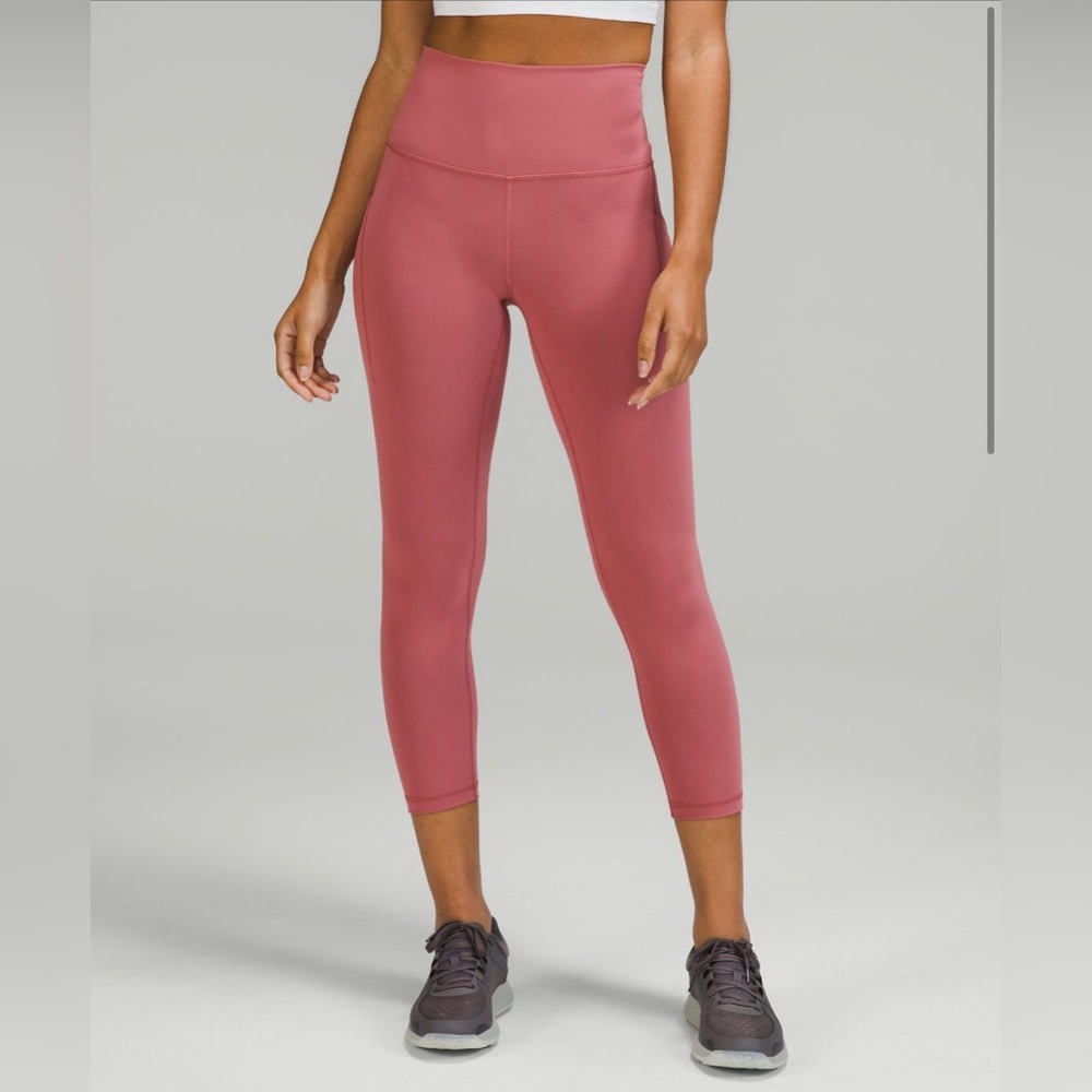 Lululemon wunder train crop 23” with pockets